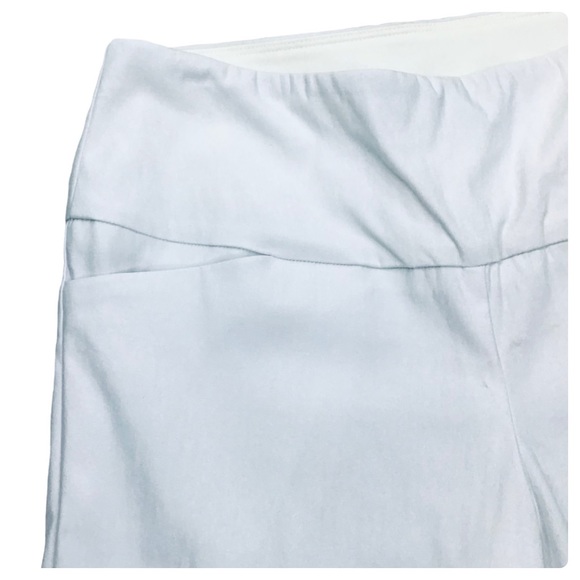 UP! Canada - “Thincredible” Lycra 22” Bermuda Shorts - Size 8 - Picture 3 of 11